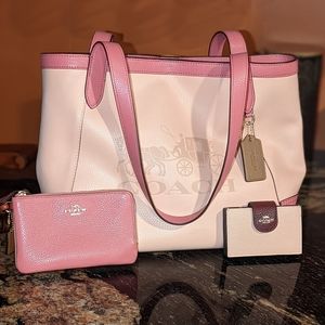 Coach Tote, Coach corner double zip wristlet & Coach Accordion Card  case.